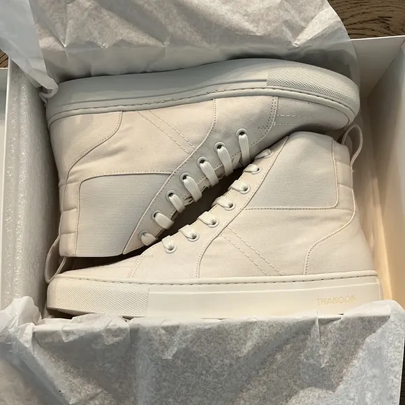 Thakoon Pull On High Top Sneakers White New Women’s Size 38 Fresh Clean Casual