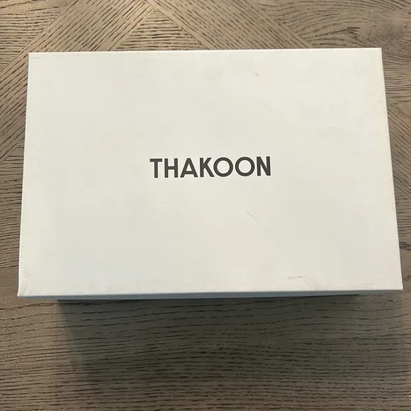 Thakoon Pull On High Top Sneakers White New Women’s Size 38 Fresh Clean Casual