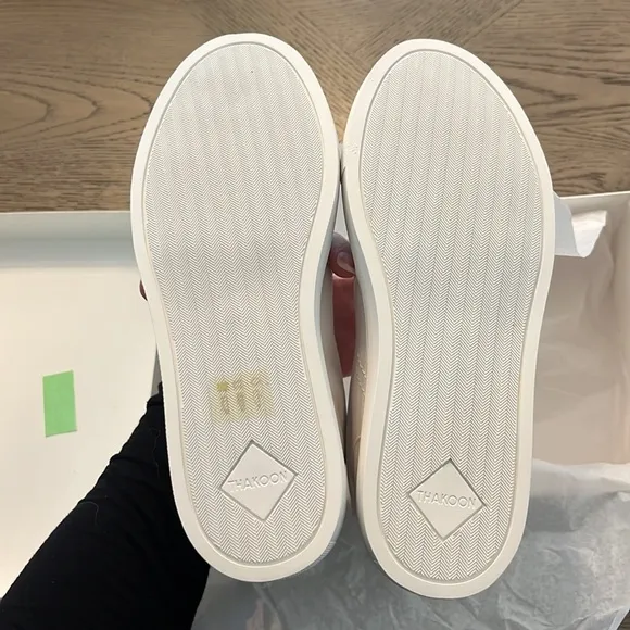 Thakoon Pull On High Top Sneakers White New Women’s Size 38 Fresh Clean Casual