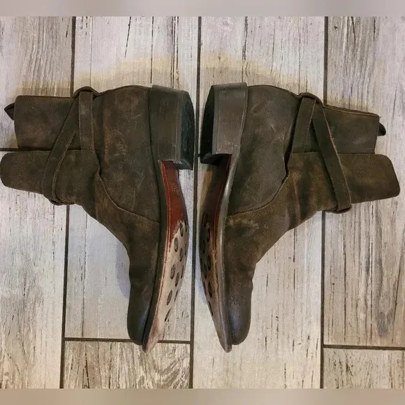 THURSDAY BOOT CO. Brown suede ROUGE weathersafe strap buckle boots MEN'S 13