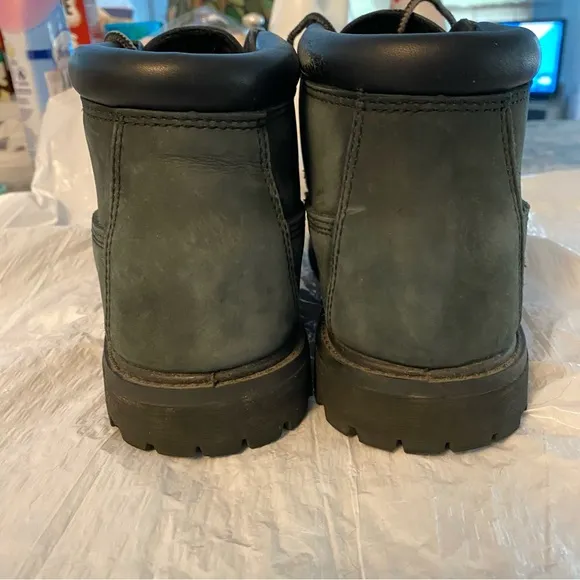 Timberland boots Nellie Chukka deep green SZ 8.5 Worn once