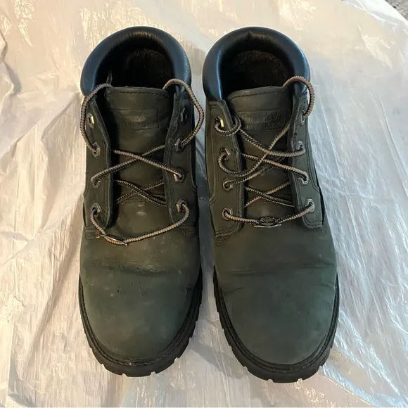 Timberland boots Nellie Chukka deep green SZ 8.5 Worn once