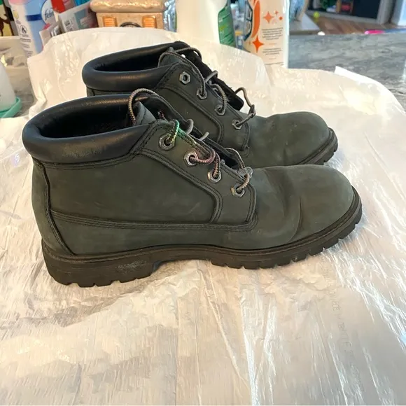 Timberland boots Nellie Chukka deep green SZ 8.5 Worn once