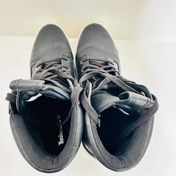 Timberland Sneakers Boots High Top Lace Up Casual Cushioned Warm Leather Black 9