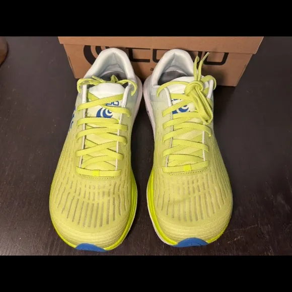 Topo Specter 2 Running Shoes Sneakers Green/Blue Mens Size 9