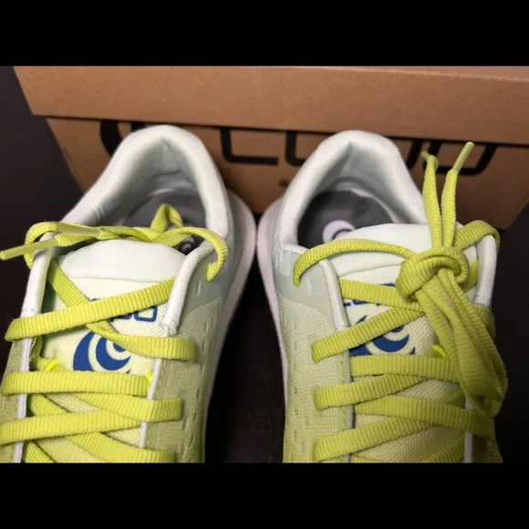 Topo Specter 2 Running Shoes Sneakers Green/Blue Mens Size 9