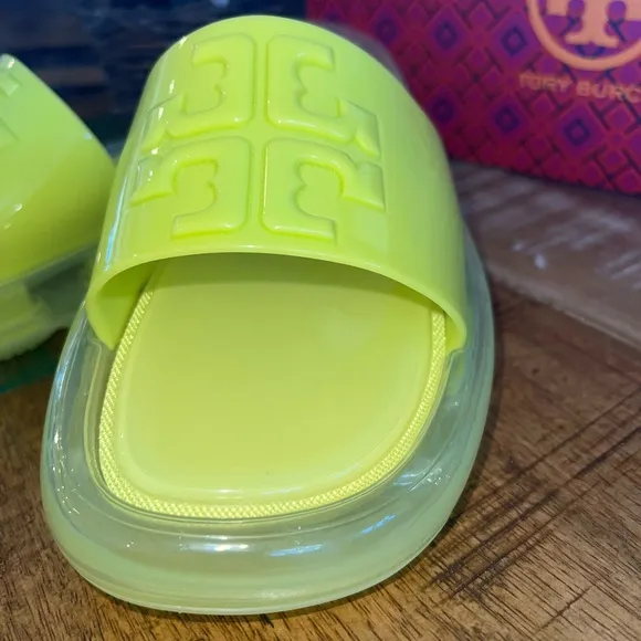 Tory Burch Bubble Jelly sandal/ slide. Size 7. Blazing Yellow. NWT NIB