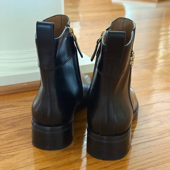 Tory Burch Everly Logo Black Leather Ankle Bootie’s with Gold Logo Size 7.5