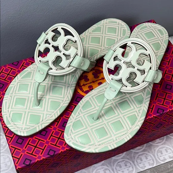 Tory Burch Metal miller printed veg leather  new ivory/meadow mist/101. ord(A18)