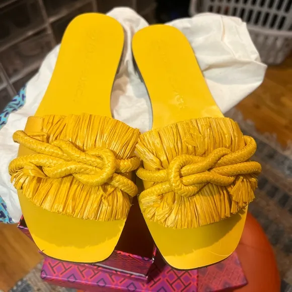 Tory Burch Yellow Raffia Sandals with Ruffled Bow