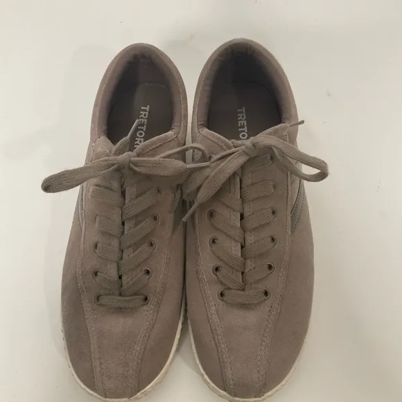 Tretorn Men’s Soft Mushroom Color Suede Nylite 2 Plus Lace Up Sneakers Size 9.5.