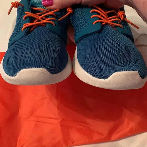 Tropicfeel Monsoon Shoes, Sea Blue and Orange, size 40. NWOT