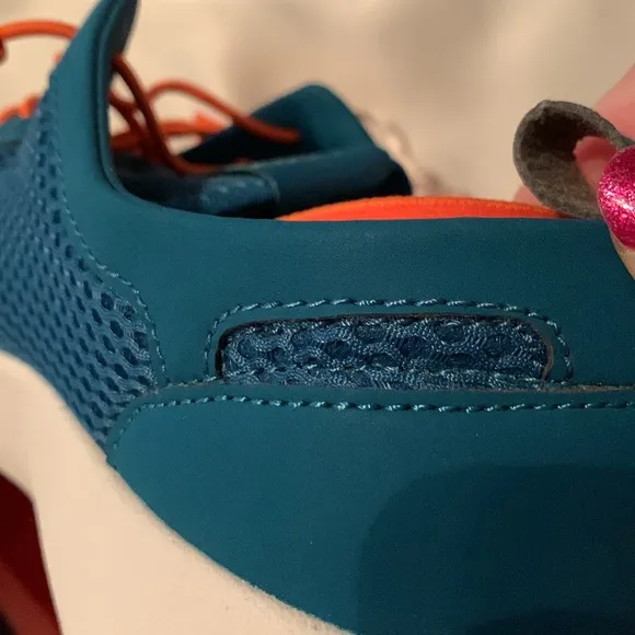 Tropicfeel Monsoon Shoes, Sea Blue and Orange, size 40. NWOT