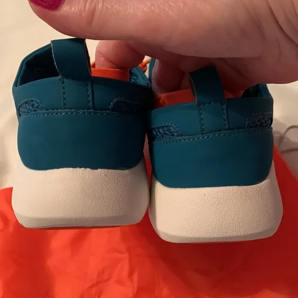Tropicfeel Monsoon Shoes, Sea Blue and Orange, size 40. NWOT