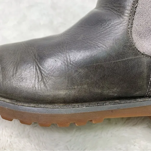 UGG 1017180K Kid's Callum Casual Green Leather Boots Size 3