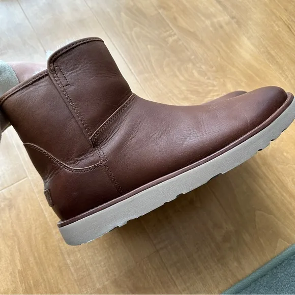 UGG Abree Mini Brown Leather Ankle Boots, Women’s Size 12