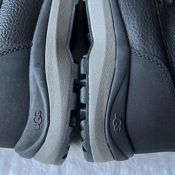 UGG Adirondack ||| Waterproof Boots