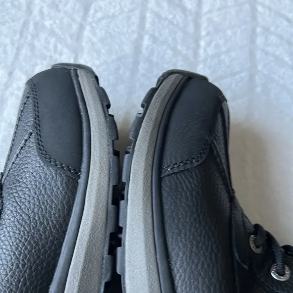 UGG Adirondack ||| Waterproof Boots