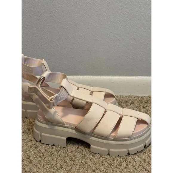 UGG ASHTON STRAPPY PLATFORM NUBUCK LEATHER‎ SANDALS 10W /8M Cute Goth Grunge Emo