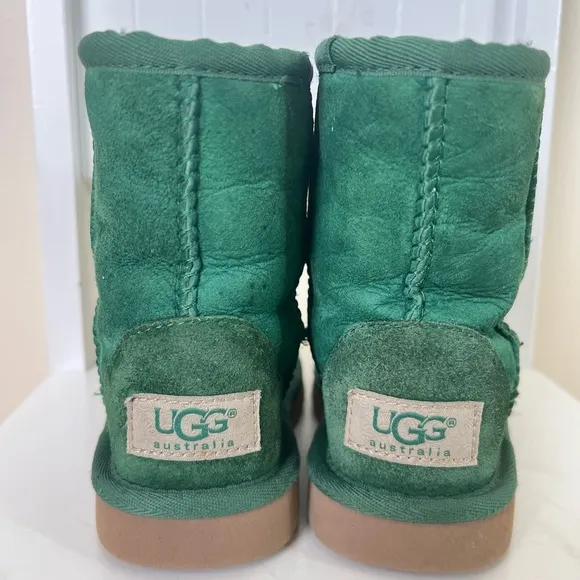 UGG Australia Childrens Kids Classic‎ Short Boots 8 Green Shearling Warm Winter