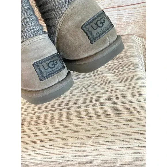 UGG Australia Girl's US 4 Gray Warm Twisted Cable Over The Knee Boots Pre-owned