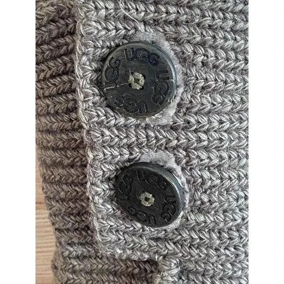 UGG Australia Girl's US 4 Gray Warm Twisted Cable Over The Knee Boots Pre-owned