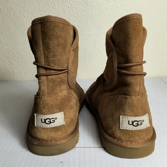 UGG Australia Leona Big Girl Boots in Chestnut Brown Size 4 1010290K