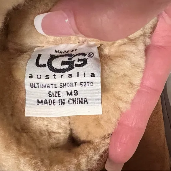 UGG Australia M9 #5270 Ultimate Short Suede Boots F8005C. Worn 1x. Superior cond