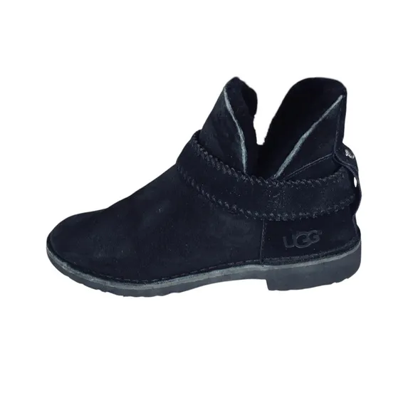 UGG Australia Mc Coy  Black Leather Ankle Boots Shoes 7.5