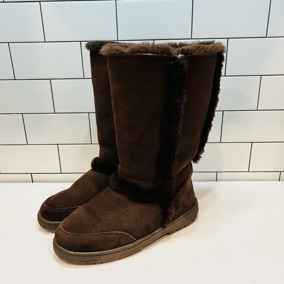 Ugg Australia Sundance II 5325 Suede &amp; Pure Wool Lining Boots Sz 9W