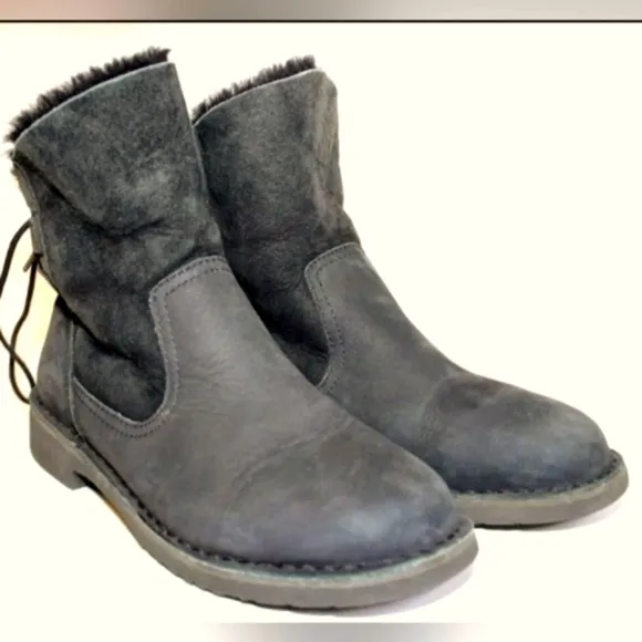UGG Australia Uggs Naiyah Black Leather Boots Shearling warm 8