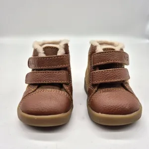 UGG Baby Rennon II Strappy Boots Size 02 -03 Months Chestnut (89)