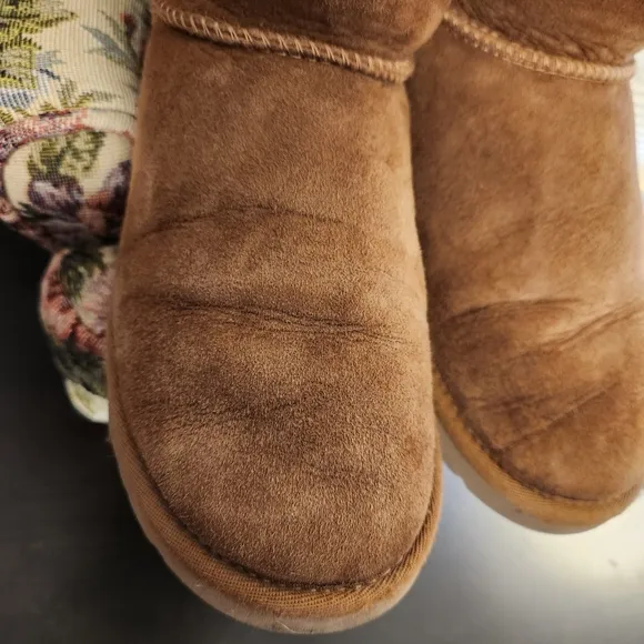 UGG Bailey Shearling Lined Boots