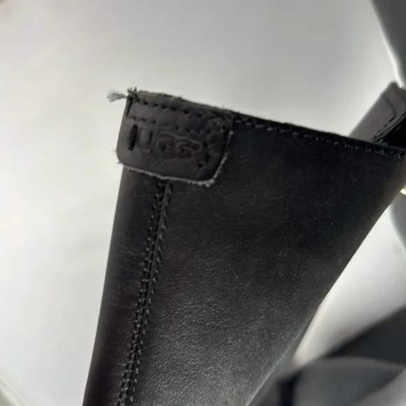 UGG Black Leather Harington Knee High Tall Riding Boots sz 9 .5 Women's Casual