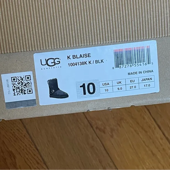 UGG Blaise boys kids black short boots zipper &amp; buckle Sz 10 US