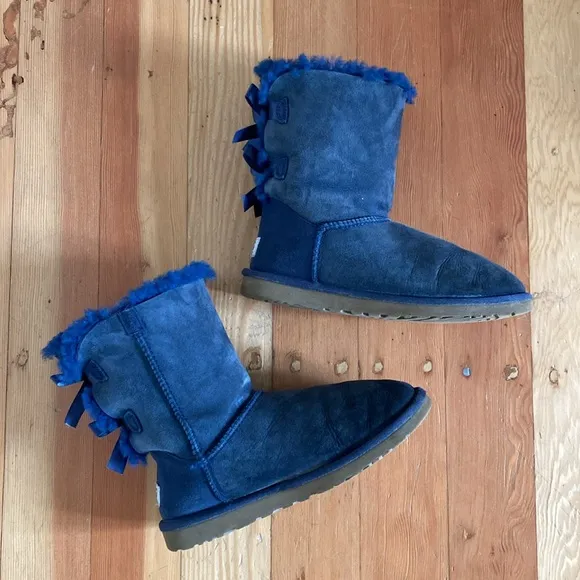 Ugg Blue Suede Bailey Bow Shearling Boots 6