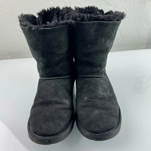 Ugg‎ Boots Bailey Bow ll Solid Black Fur Lined Bow Back Snow Winter Warm Knit