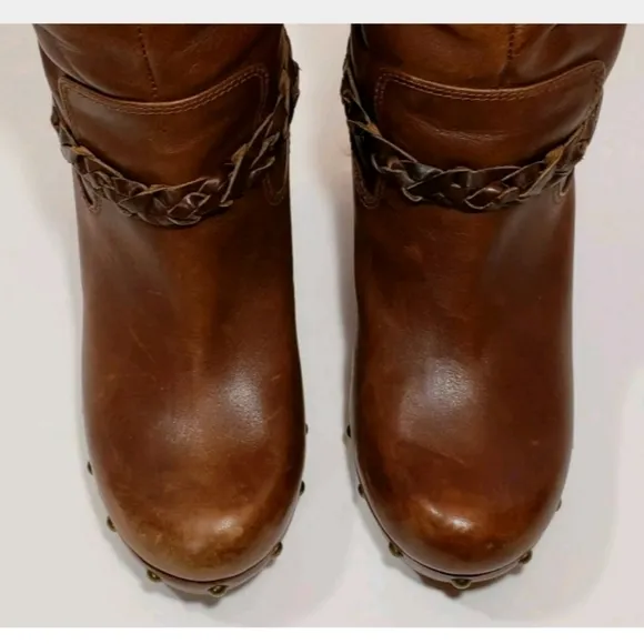 UGG Boots, Clog Heel, Shearling Lined, Size 7