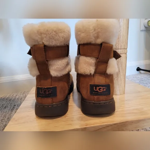 Ugg boots leather