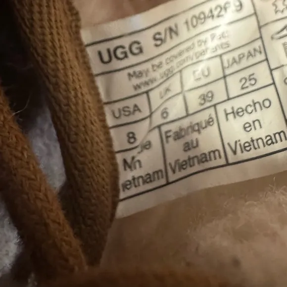 UGG Boots Womens 8 Brown Tan Neumel Chukka Chestnut Suede Ankle Bootie Shearling
