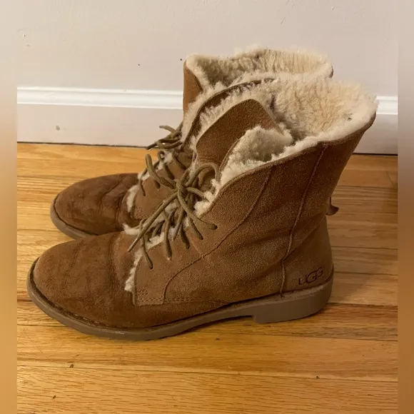 UGG - Chestnut Quincy Boot