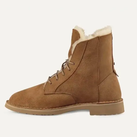 UGG - Chestnut Quincy Boot