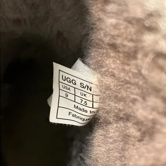 Ugg Classic II gray boots