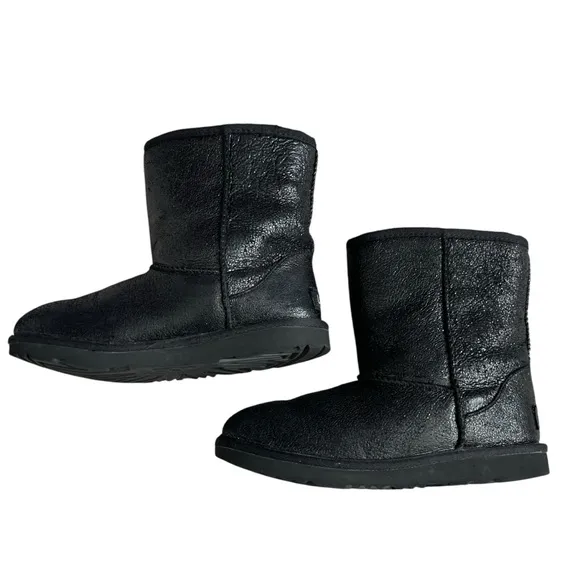 UGG Classic II Metallic Sparkle Boots Big Girls Size 5 Black Color Wool Lined