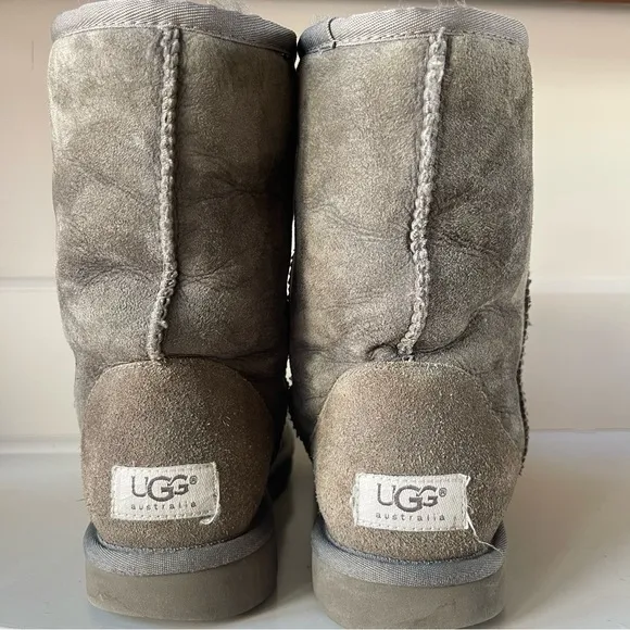 UGG Classic Short Grey Boots Size 7