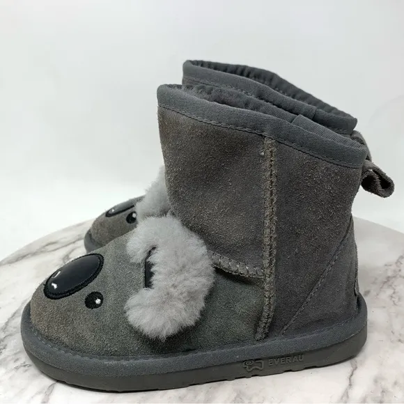 Ugg EverAU Koala Kids Suede Shearling Lined Soft Boots Classic Cozy Warm Casual