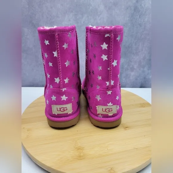 UGG Girls Fleecy Velvet Leathet Warm Faux Fur  Pink Boots with Stars Size 5