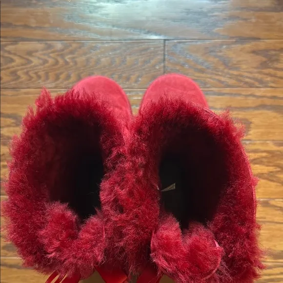 UGG Kids Boots in Red with Bows