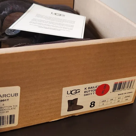 UGG Kids Brown Boots. Size 8