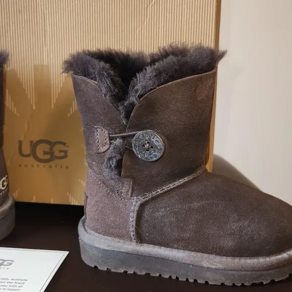 UGG Kids Brown Boots. Size 8